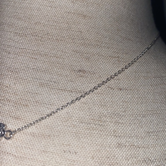 JULES SMITH Silver Hamsa Pendant Necklace NWT - Picture 3 of 4